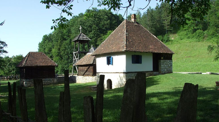 Crkva brvnara
